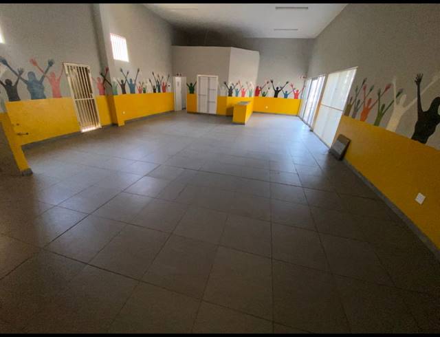 145M² BUILDING TO LET IN RUSTENBURG CENTRAL